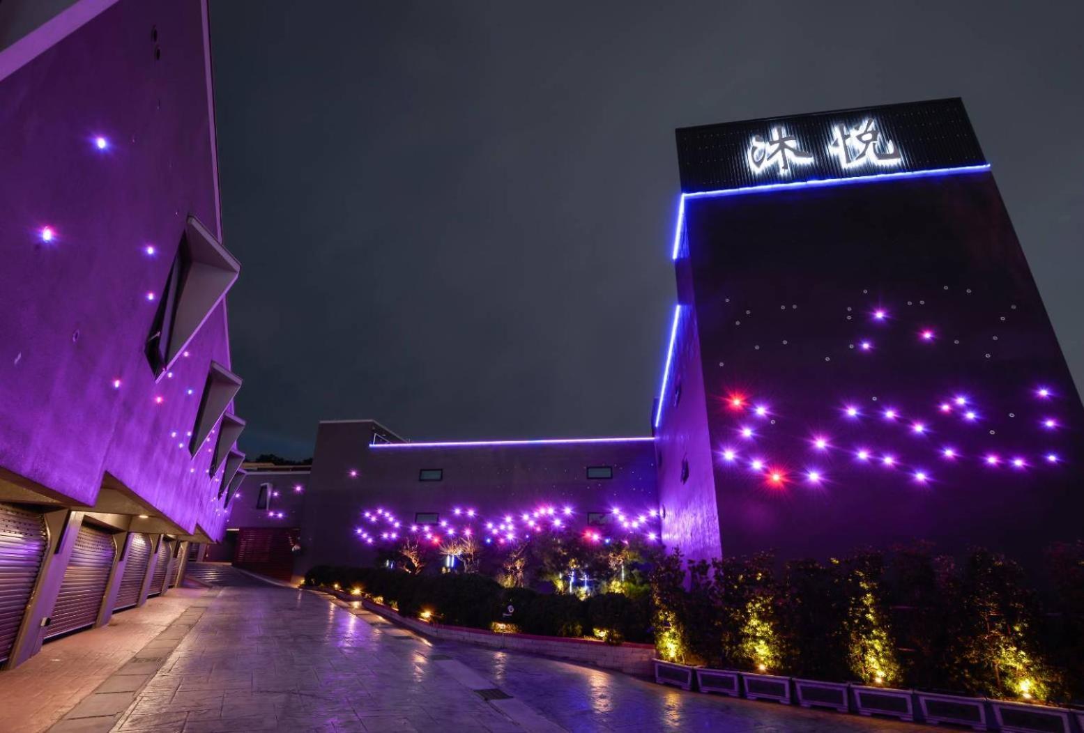 M Hotel Caotun Exterior photo