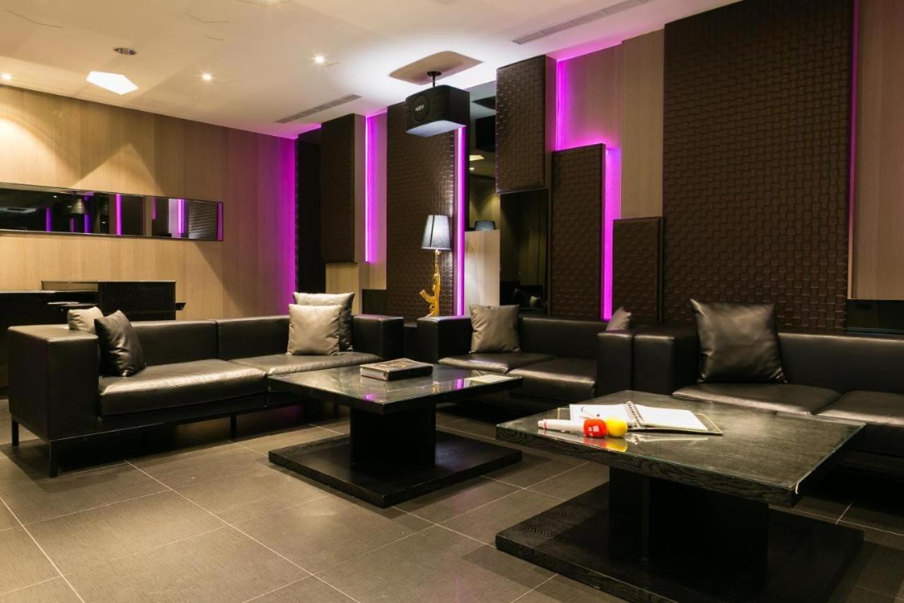 M Hotel Caotun Exterior photo