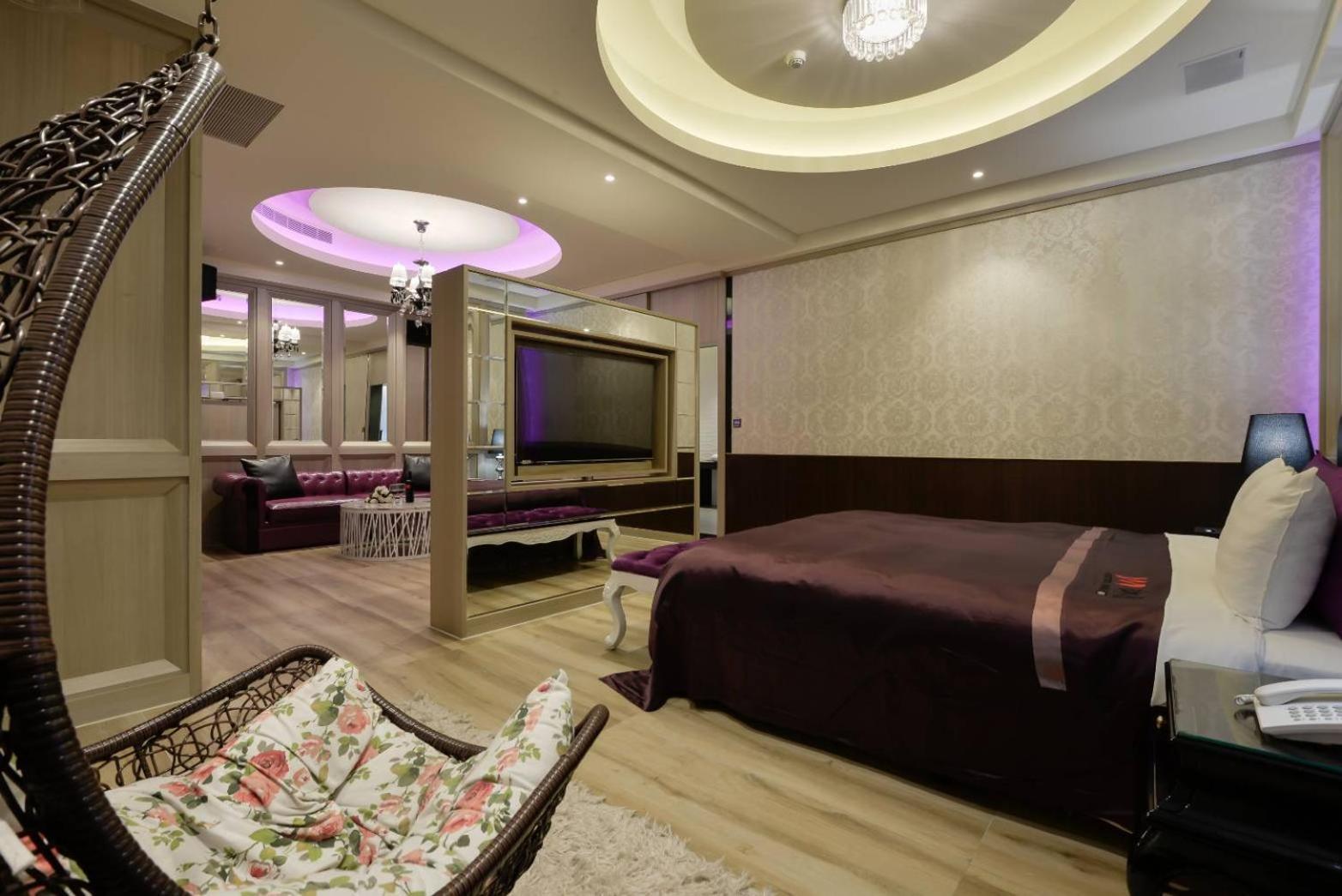 M Hotel Caotun Exterior photo